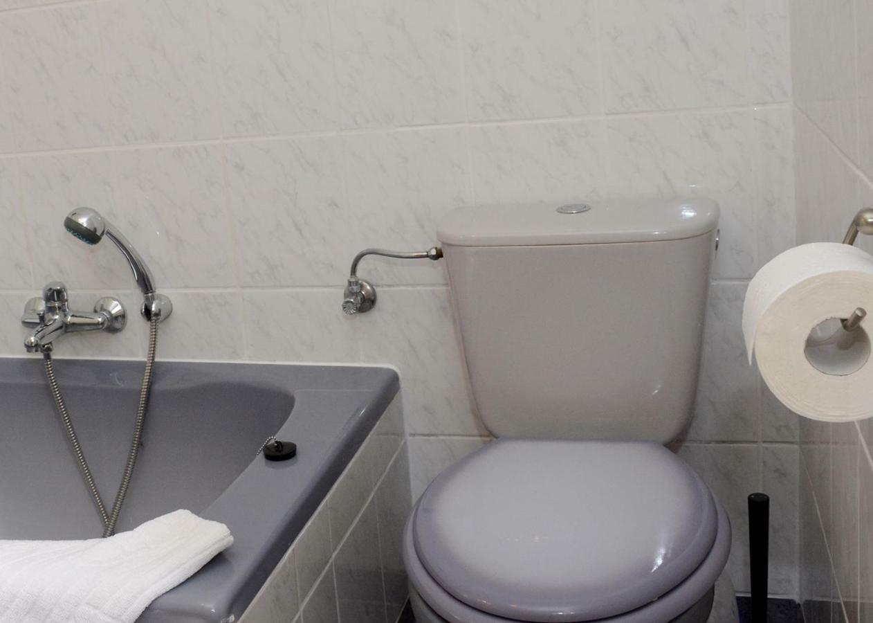 Ferienwohnung Reissmann Heinsdorfergrund Bagian luar foto